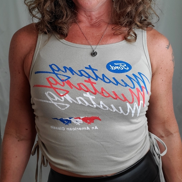 Ford Mustang retro vintage style tank top - Picture 3 of 11